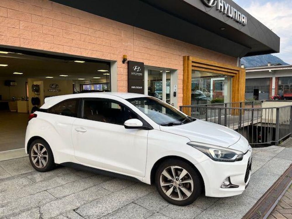 Hyundai i20 Coupé usata a Verbano Cusio Ossola (4)