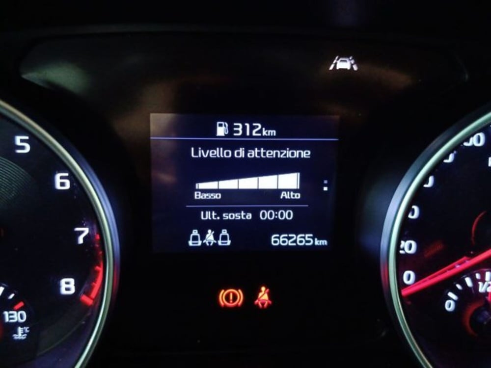 Kia XCeed usata a Catania (15)