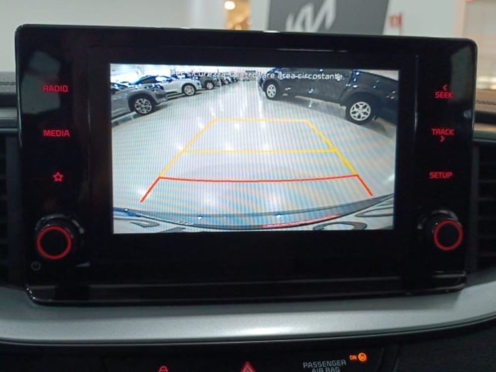 Kia XCeed usata a Catania (16)