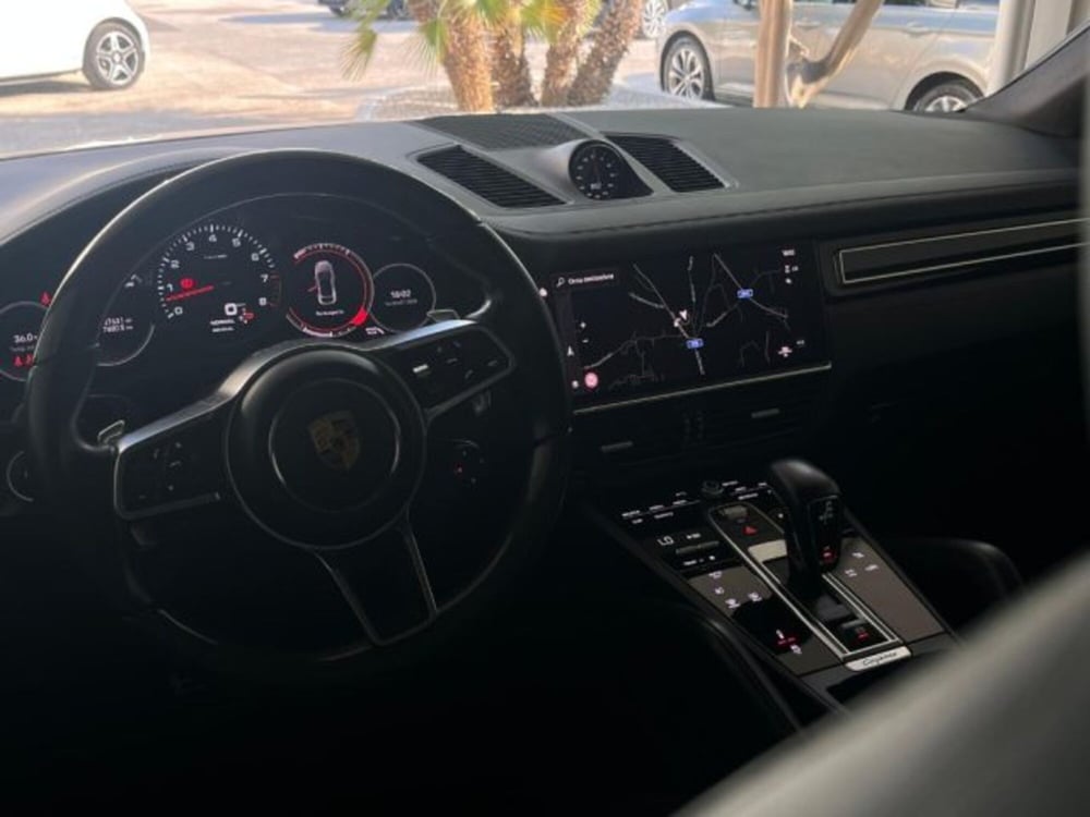 Porsche Cayenne Coupé usata a Trapani (11)