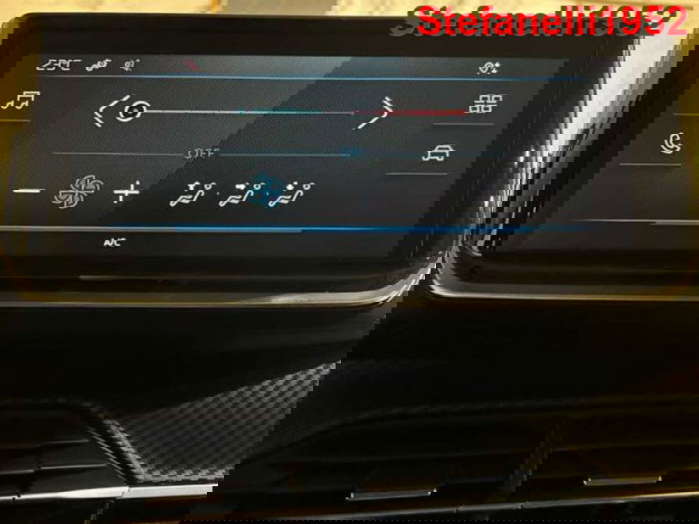 Peugeot 208 nuova a Bologna (17)