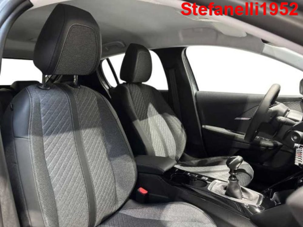 Peugeot 208 nuova a Bologna (16)