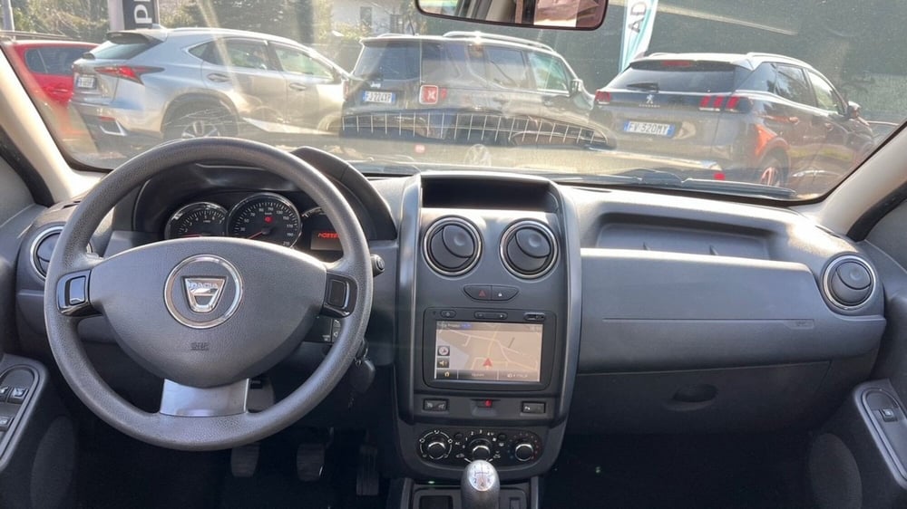 Dacia Duster usata a Como (10)