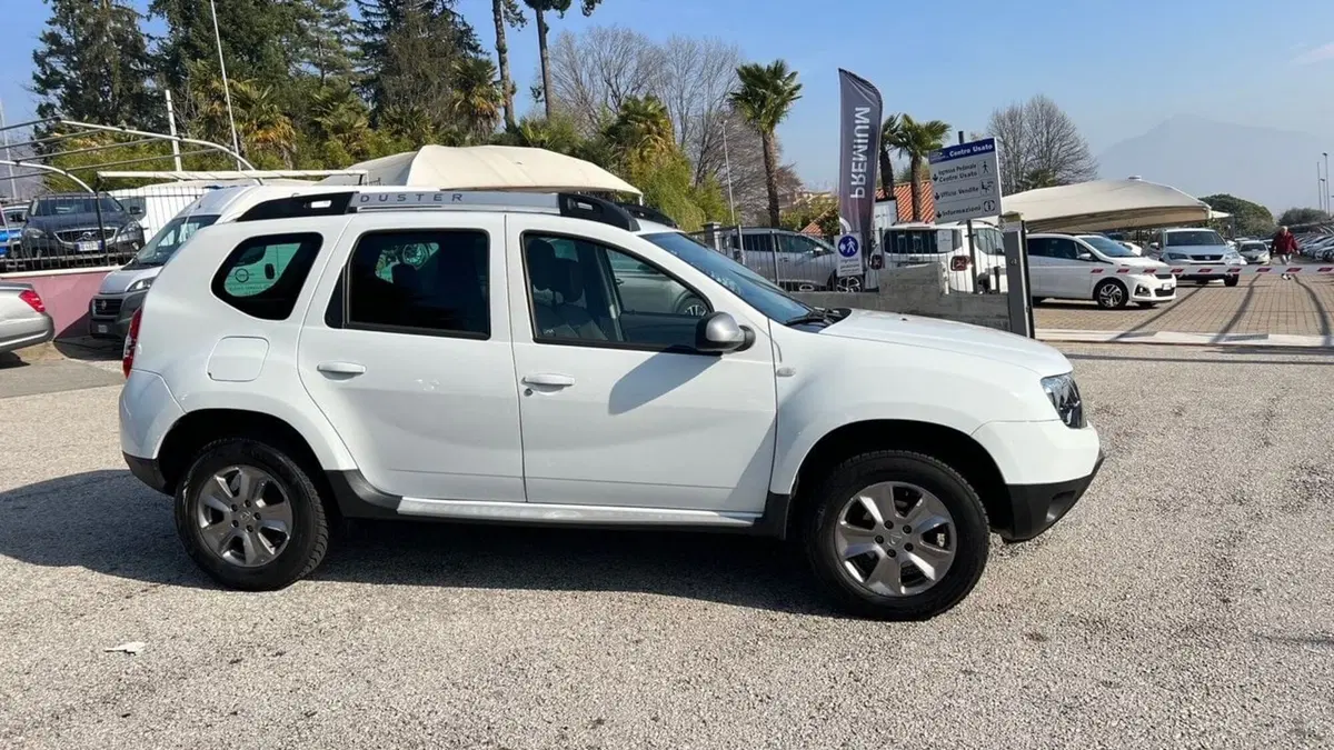 Dacia Duster usata a Como (6)