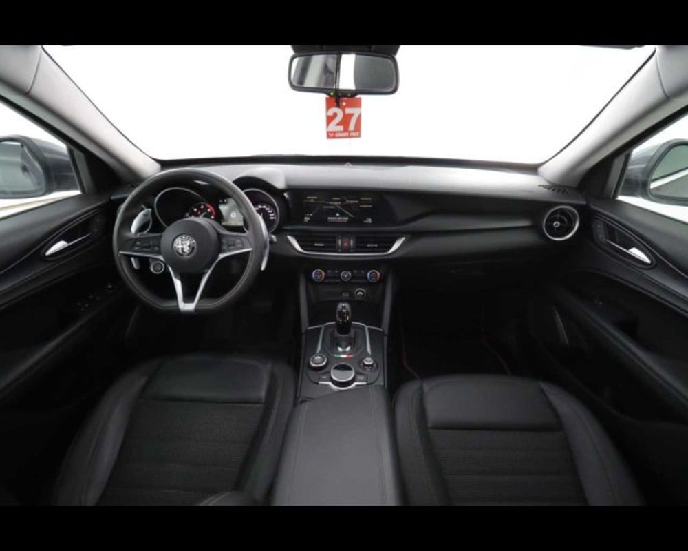Alfa Romeo Stelvio usata a Bologna (13)