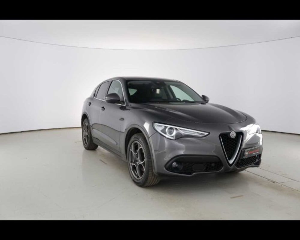 Alfa Romeo Stelvio usata a Bologna (3)