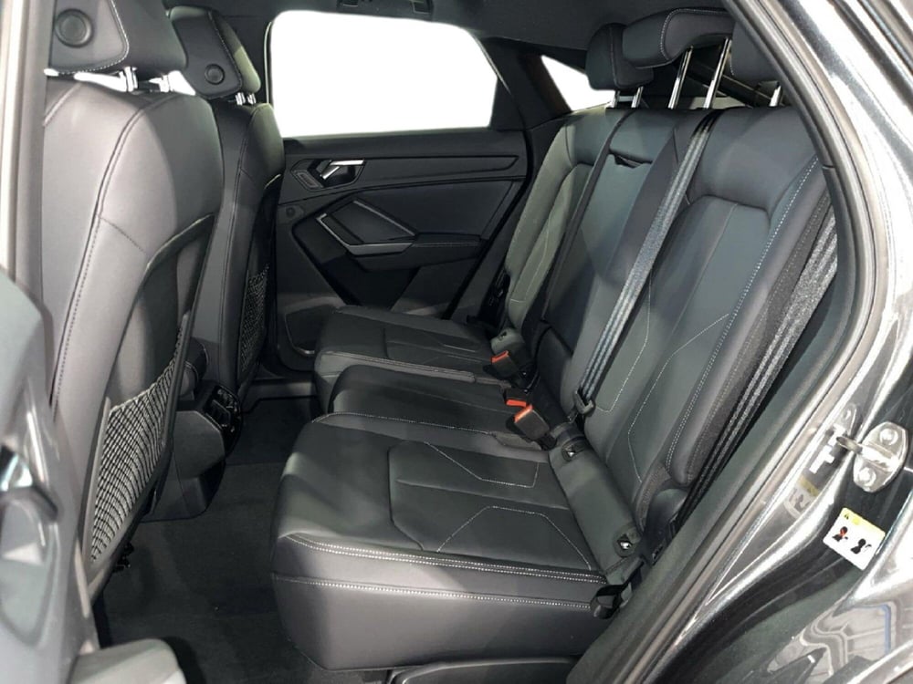 Audi Q3 Sportback nuova a Torino (10)