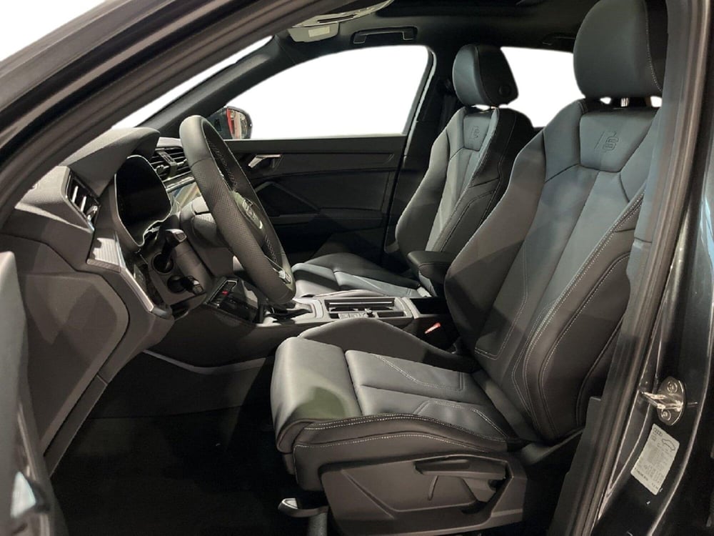 Audi Q3 Sportback nuova a Torino (11)