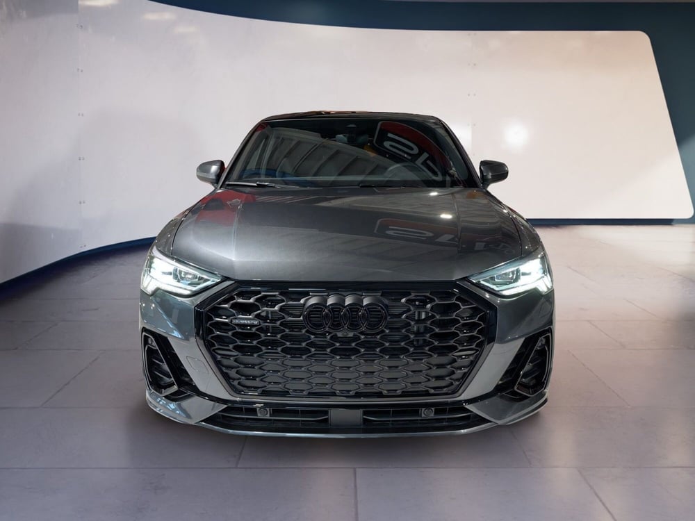 Audi Q3 Sportback nuova a Torino (2)