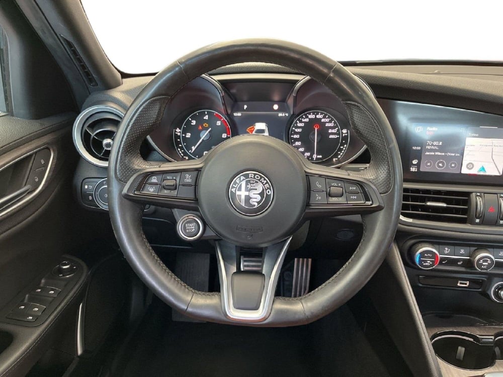 Alfa Romeo Giulia usata a Torino (11)