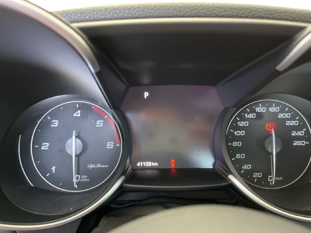 Alfa Romeo Giulia usata a Torino (14)