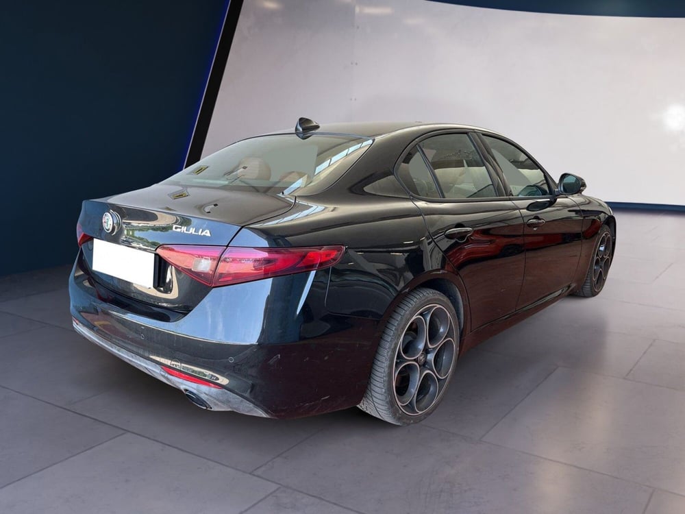 Alfa Romeo Giulia usata a Torino (4)