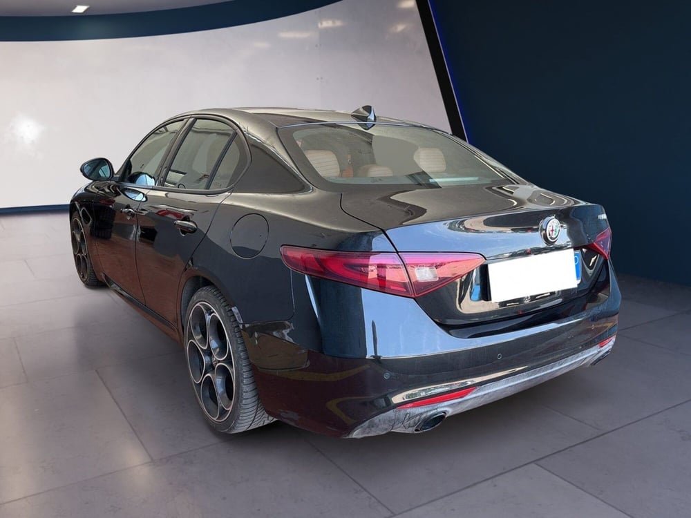 Alfa Romeo Giulia usata a Torino (5)
