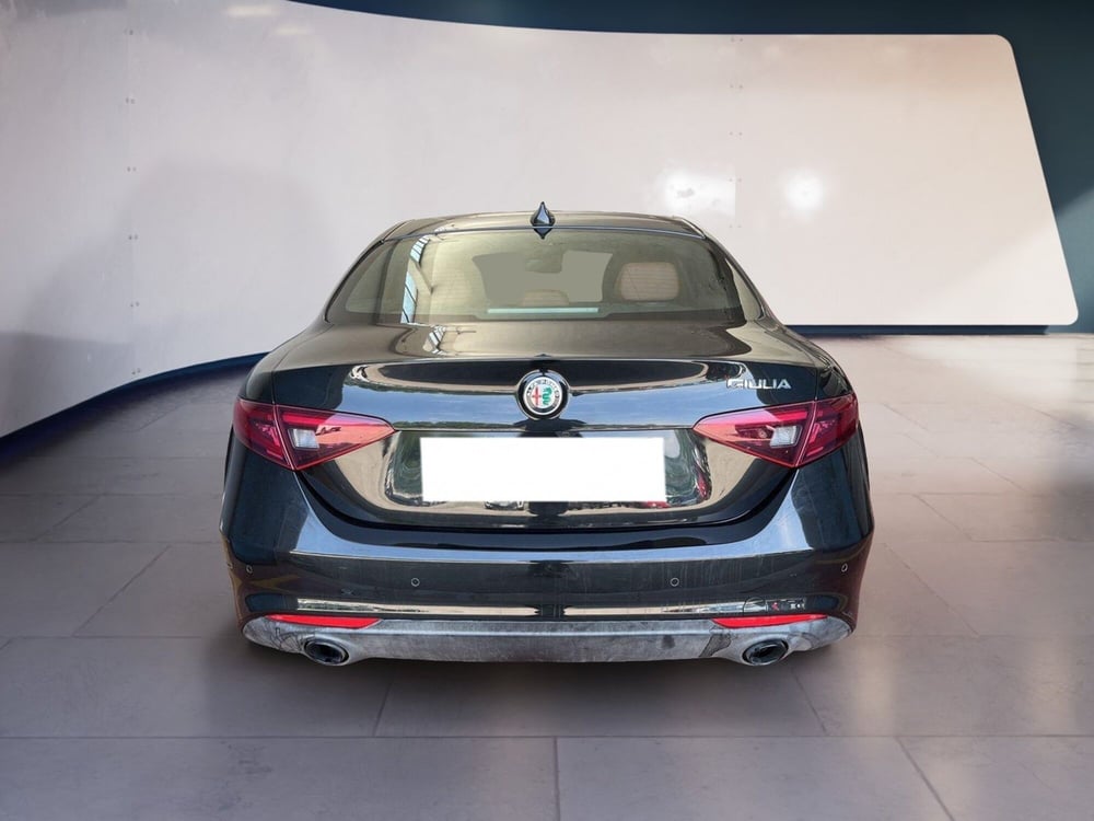 Alfa Romeo Giulia usata a Torino (6)