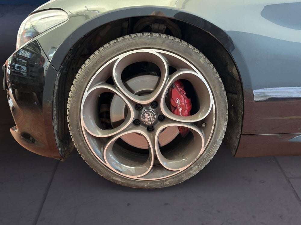 Alfa Romeo Giulia usata a Torino (8)