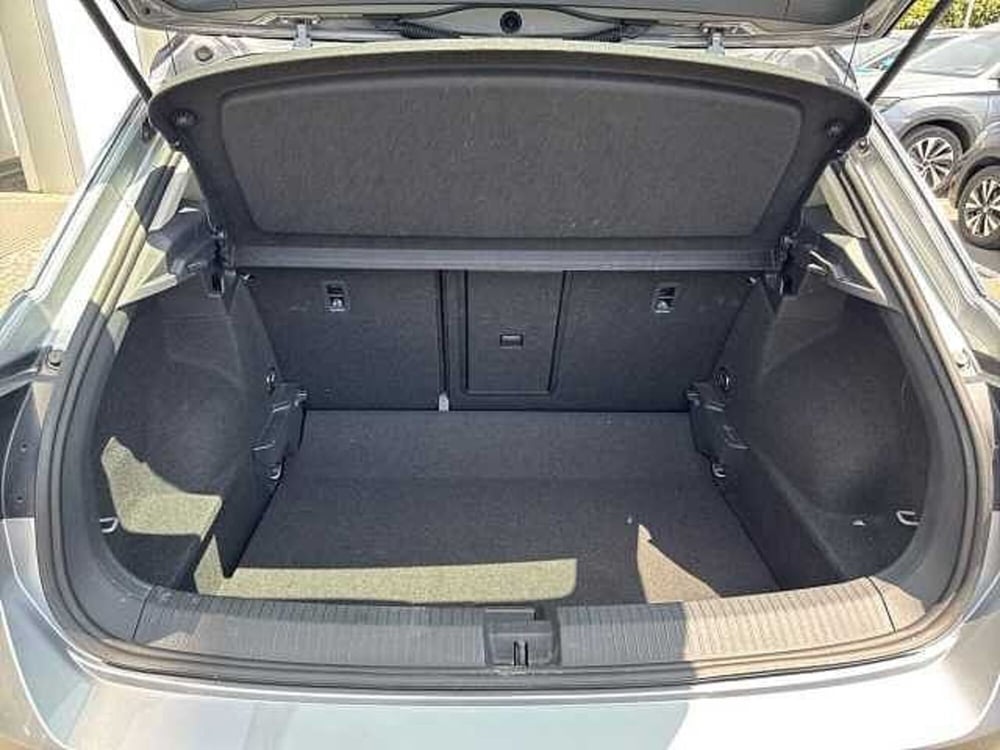 Volkswagen T-Roc usata a Napoli (17)