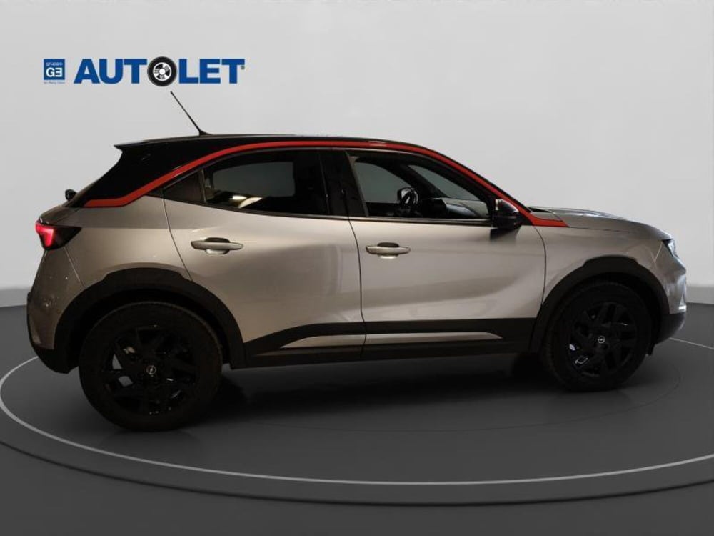 Opel Mokka usata a Genova (4)