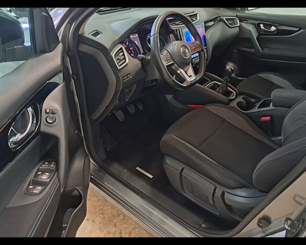 Nissan Qashqai usata a Arezzo (19)