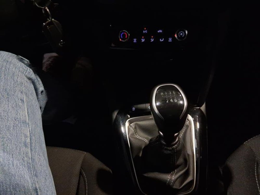 Opel Corsa usata a Genova (16)