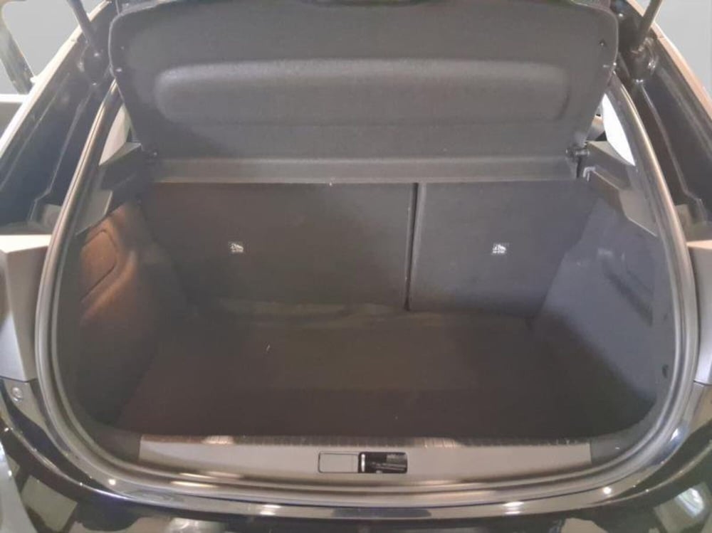 Opel Corsa usata a Genova (17)