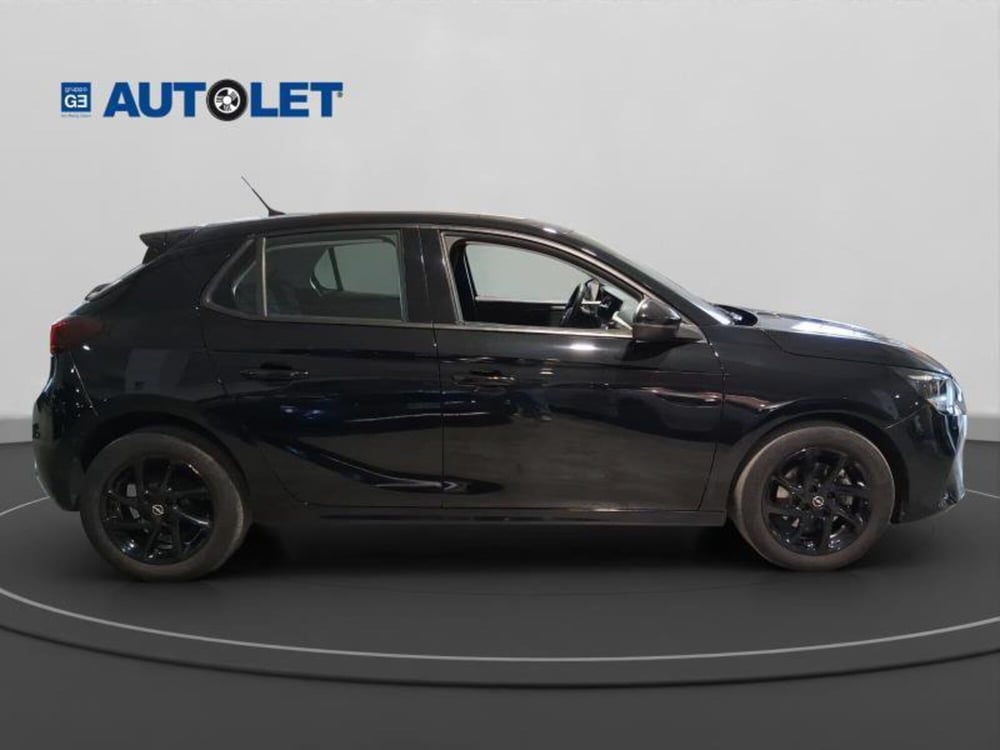 Opel Corsa usata a Genova (4)