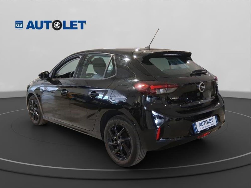 Opel Corsa usata a Genova (8)
