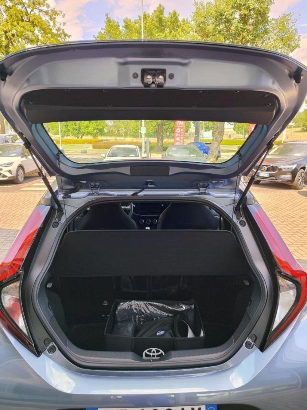 Toyota Aygo X nuova a Perugia (10)
