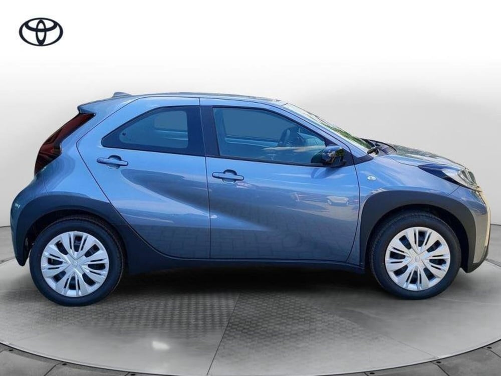 Toyota Aygo X nuova a Perugia (13)