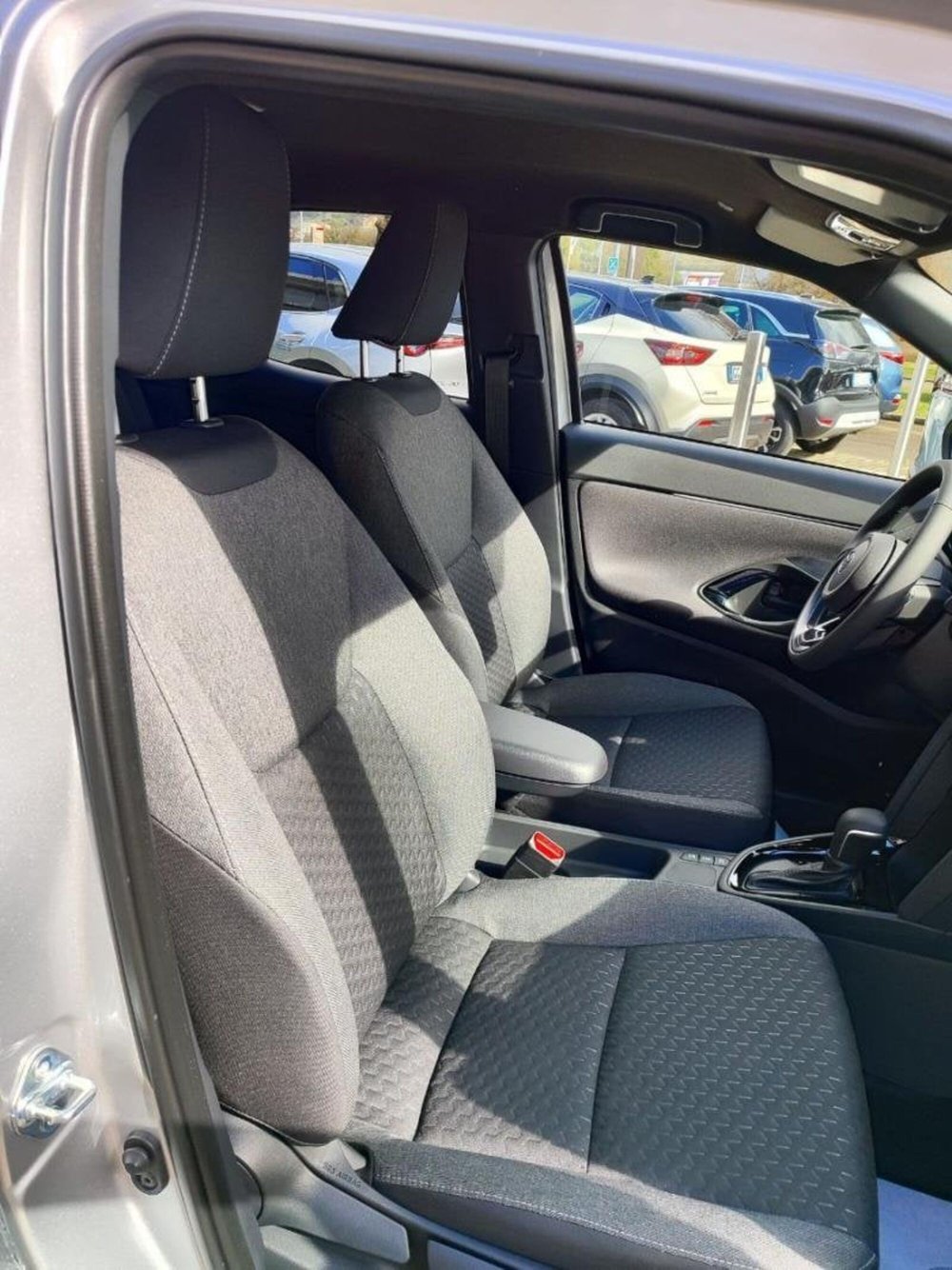 Toyota Yaris Cross nuova a Perugia (6)