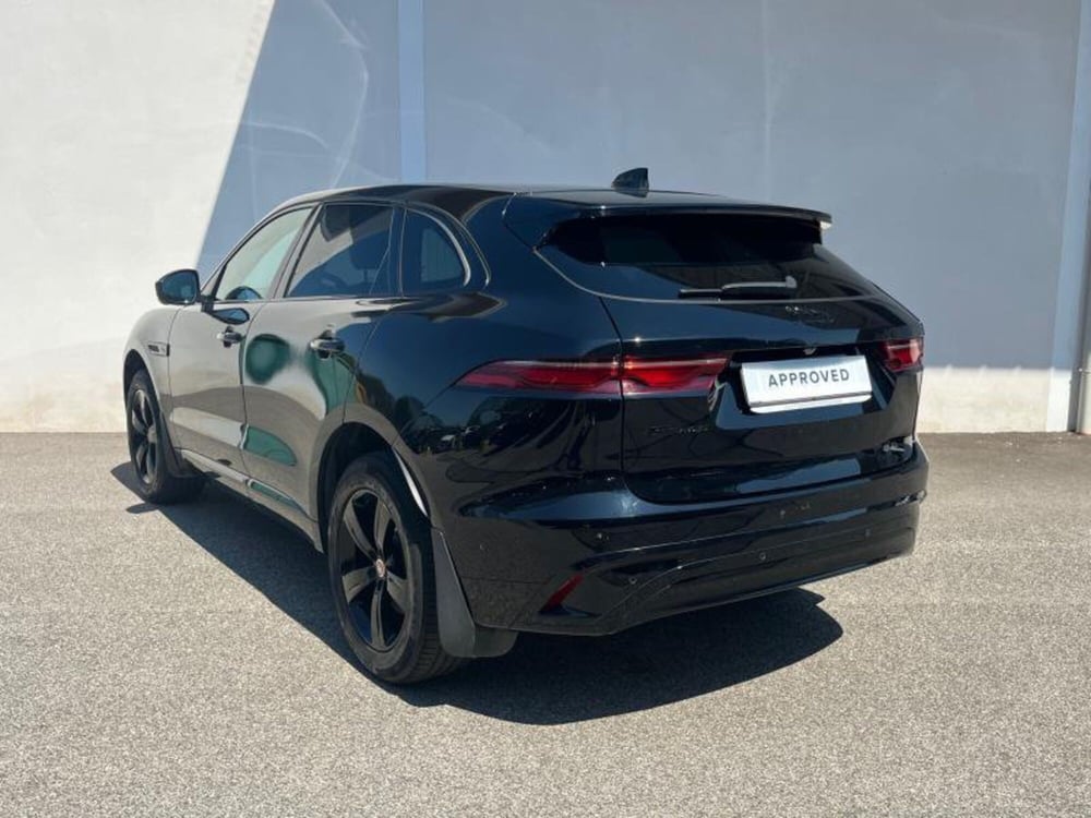 Jaguar F-Pace usata a Venezia (2)