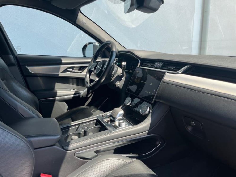 Jaguar F-Pace usata a Venezia (3)