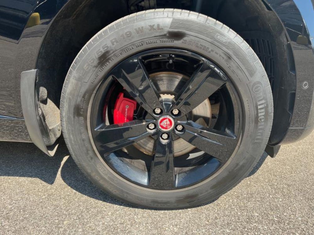 Jaguar F-Pace usata a Venezia (6)