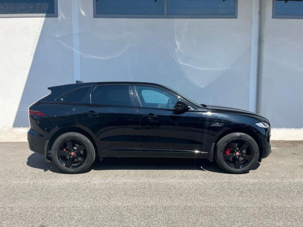 Jaguar F-Pace usata a Venezia (7)