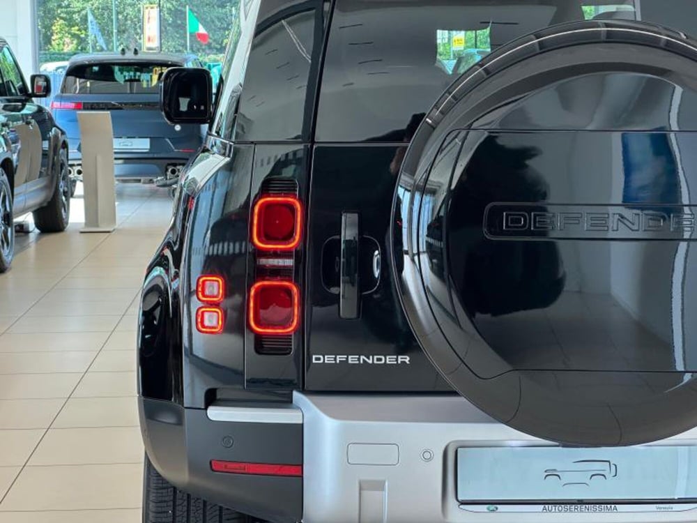 Land Rover Defender usata a Venezia (11)