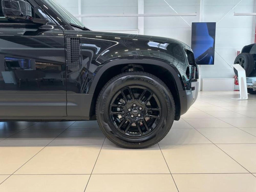 Land Rover Defender usata a Venezia (6)