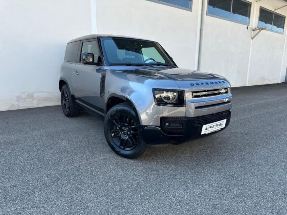 Land Rover Defender usata a Venezia