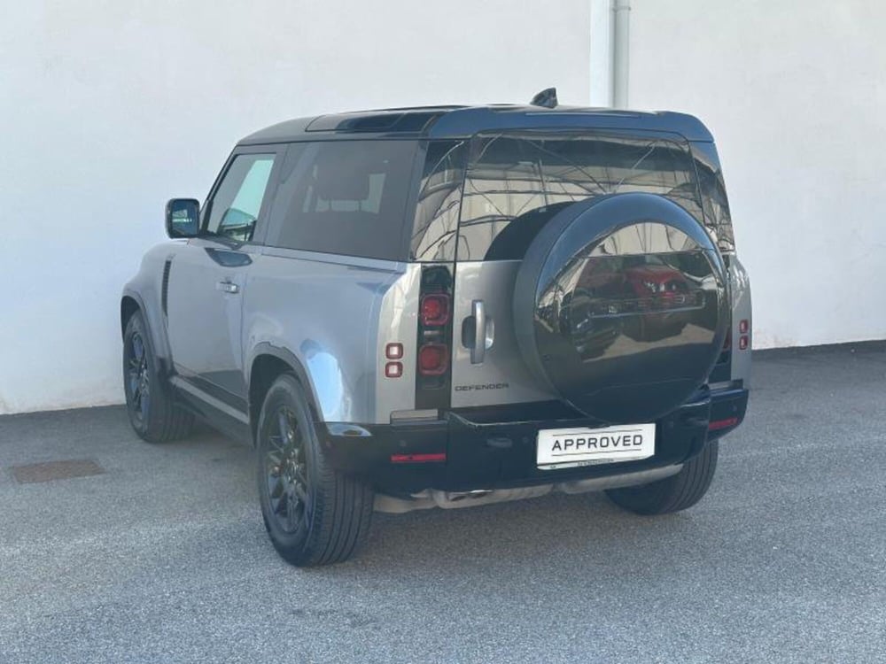 Land Rover Defender usata a Venezia (2)