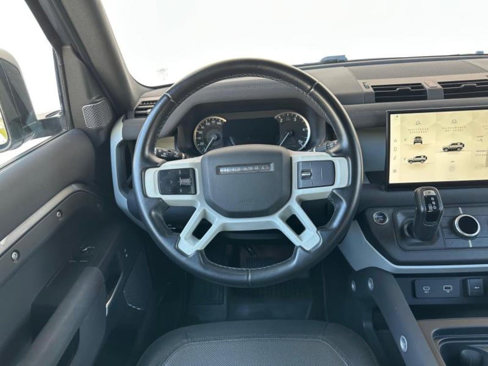 Land Rover Defender usata a Venezia (9)