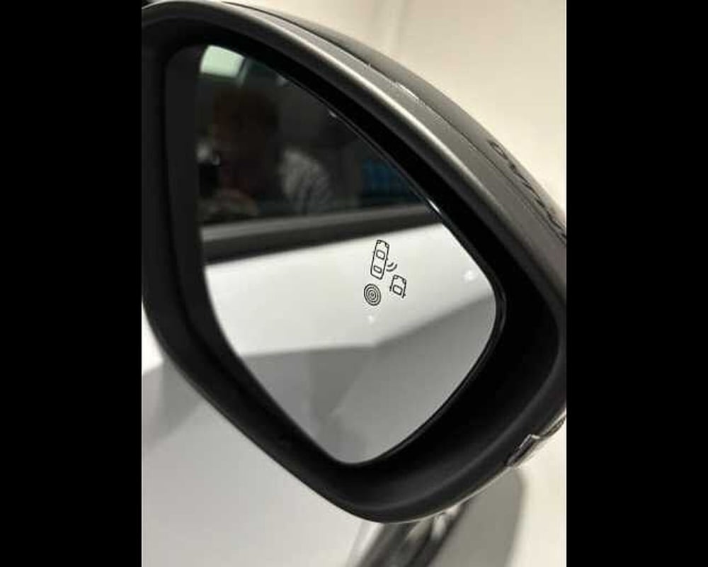 Peugeot 2008 usata a Milano (16)