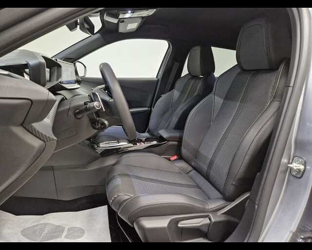 Peugeot 2008 usata a Milano (9)