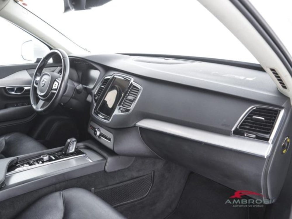 Volvo XC90 usata a Perugia (14)