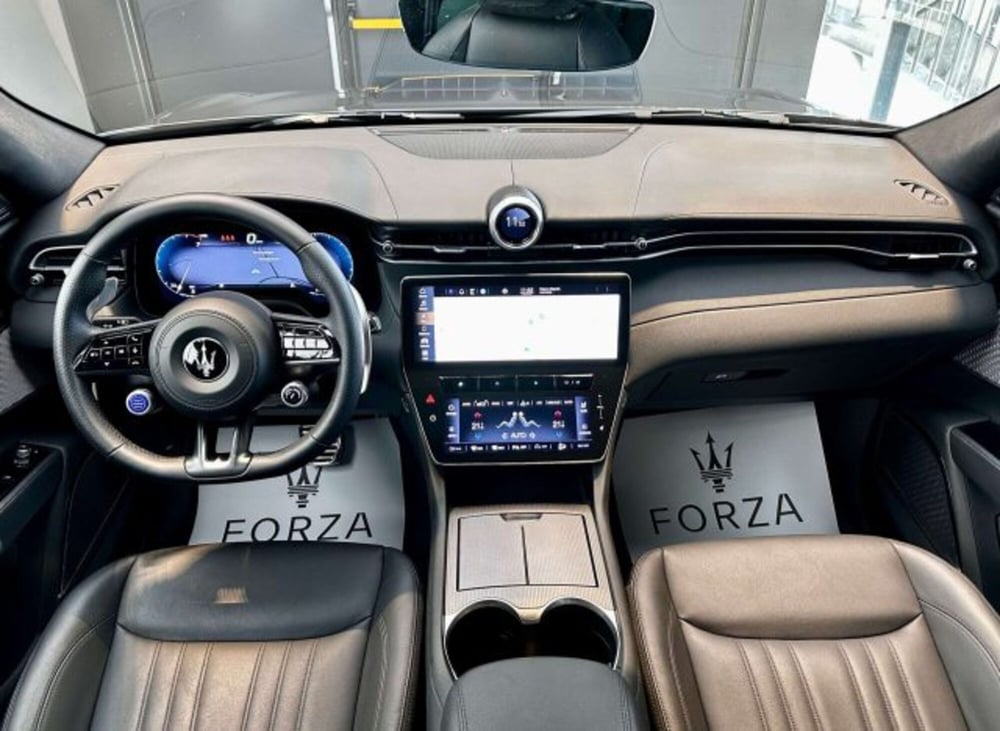 Maserati Grecale usata a Torino (15)