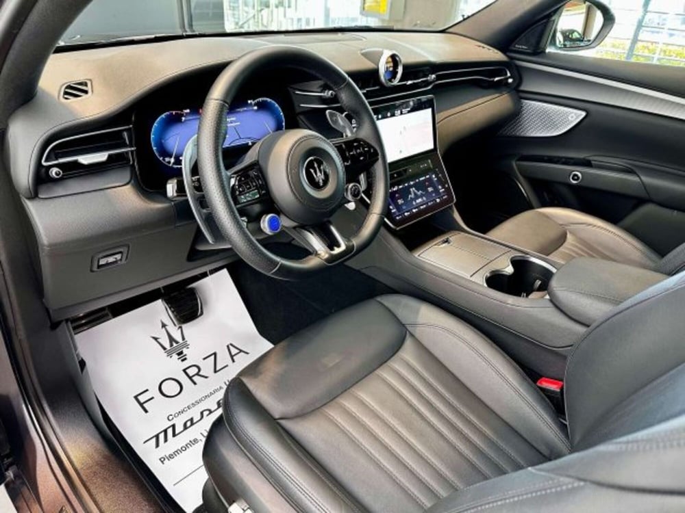 Maserati Grecale usata a Torino (9)