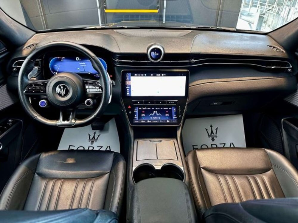 Maserati Grecale usata a Torino (15)