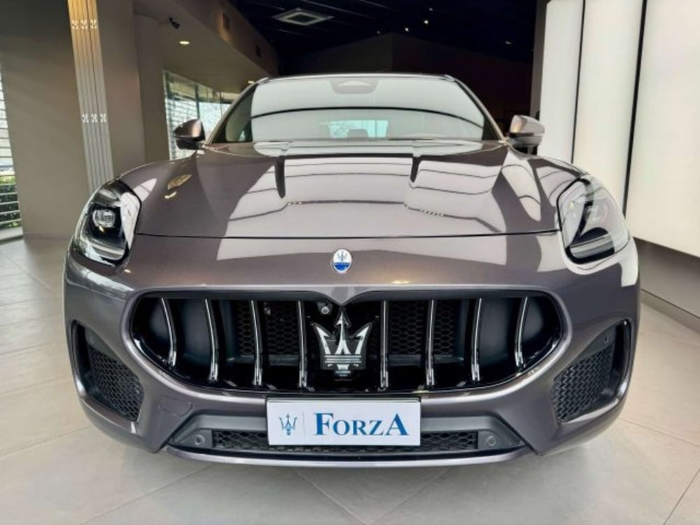 Maserati Grecale usata a Torino (2)
