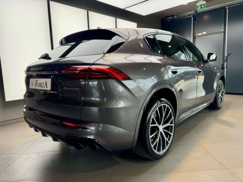 Maserati Grecale usata a Torino (8)