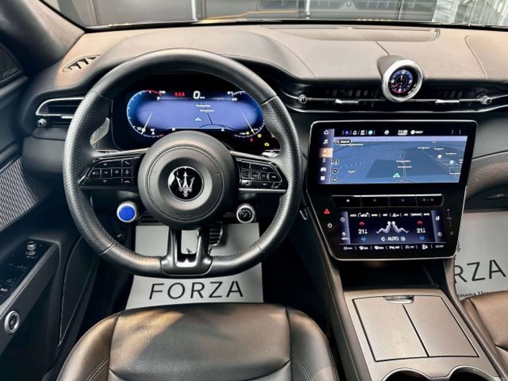 Maserati Grecale usata a Torino (14)