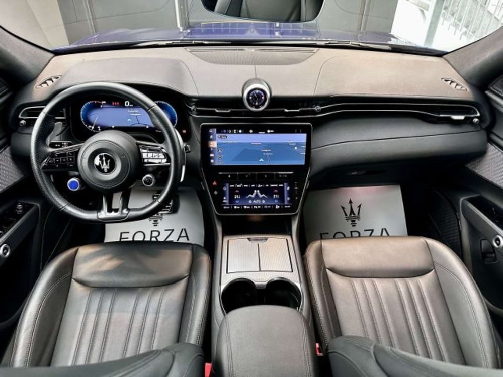 Maserati Grecale usata a Torino (15)