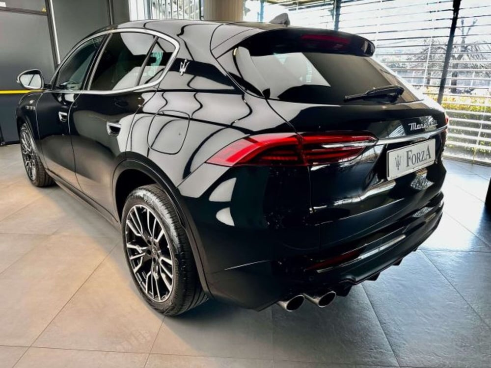 Maserati Grecale usata a Torino (8)