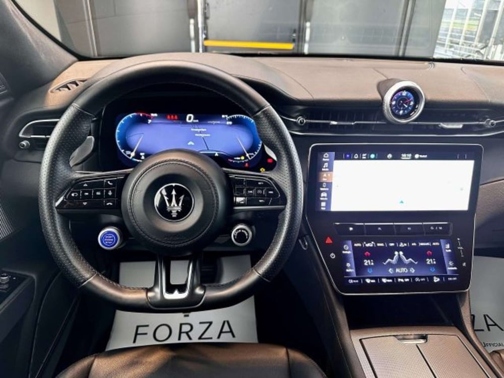 Maserati Grecale usata a Torino (14)